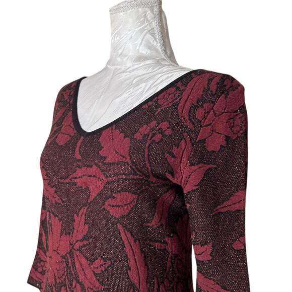 Peruvian Connection Metallic Wine Black floral dress Sz Medium Fit Flare V Neck - Picture 10 of 14